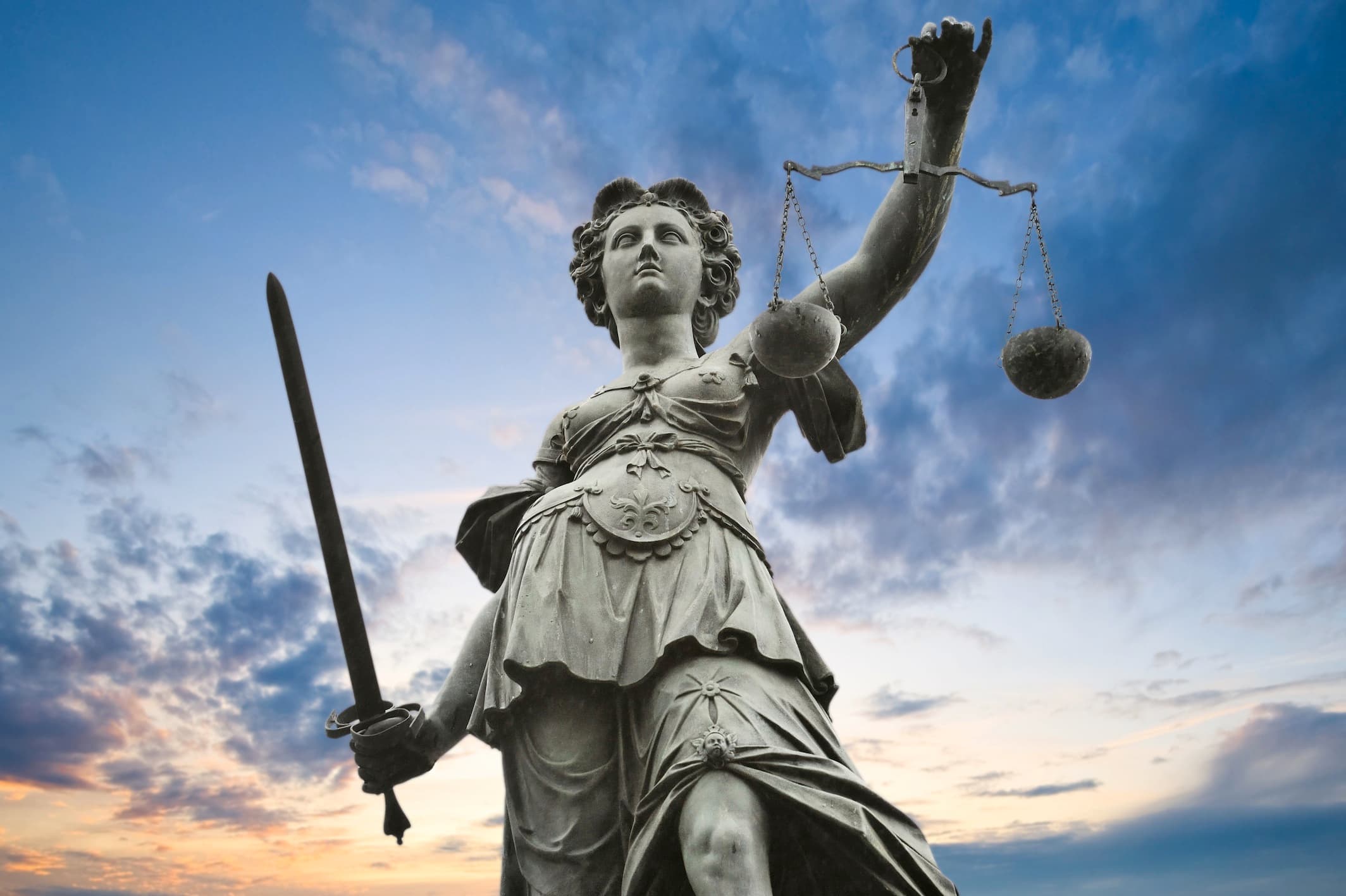 Themis — Adalet Tanrıçası